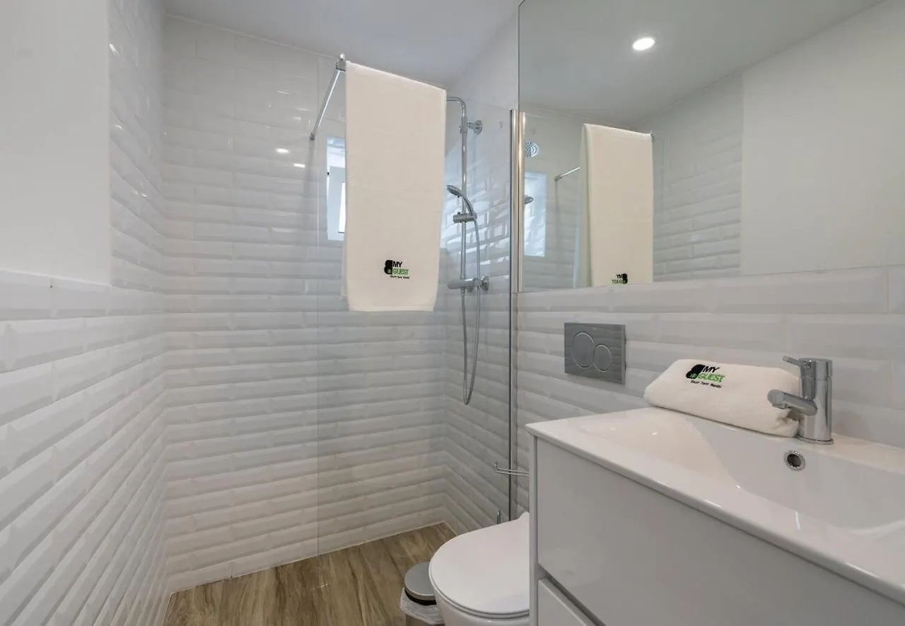 דירות Bmyguest - Fuseta Terrace Beach Apartament II פוסטה